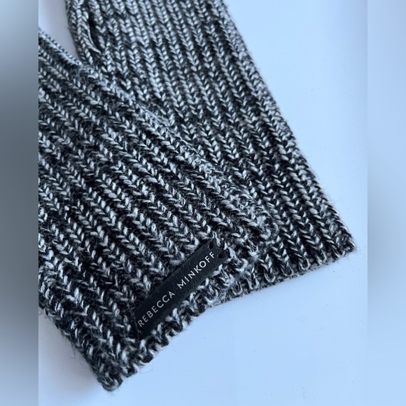 Women’s Rebecca Minkoff Marled 2 Beanie Hat and Arm Warmer 2pc Set Black Knitted - Picture 6 of 9